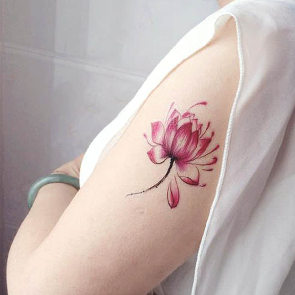 Tatouage ephemere lotus en fleur pour femme tatouages temporaires faux tatoo fake autocollant tattoo ephemere