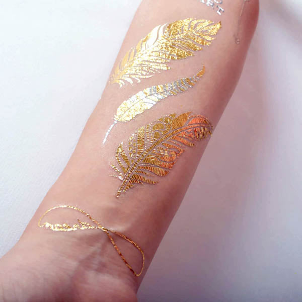 Tatouages plumes dorés éphémères femmes or plume indien tatouages temporaire tatouage éphémère doré tatouage doré tatoo or tattoo-ephemere